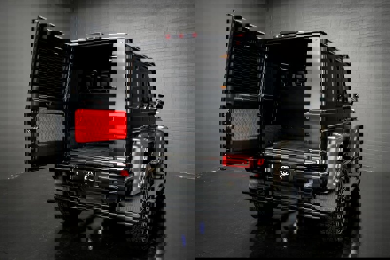 Used 2018 Mercedes-Benz G 550 Squared image 5