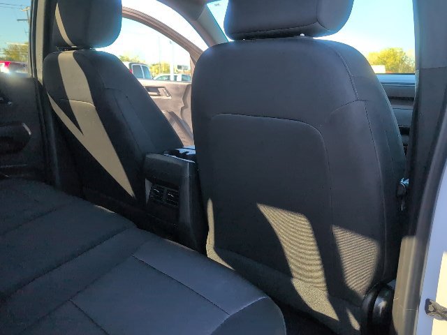 Used 2023 Chevrolet Colorado Trail Boss w/ Technology Package AWD/4WD image 38