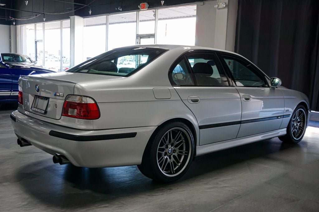 Used 2002 BMW M5 RWD image 29