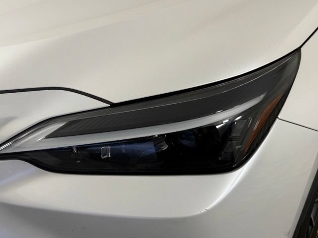 Used 2023 Lexus NX 250 FWD w/ Towing Package (2000 Lbs) image 12