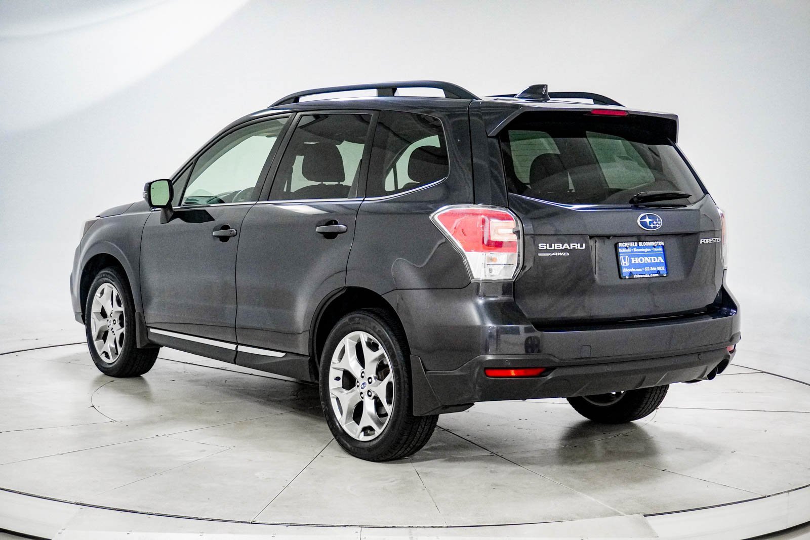 Used 2018 Subaru Forester 2.5i Touring image 6