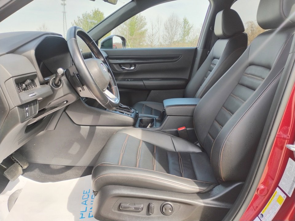 Certified 2025 Honda CR-V Sport-L image 30