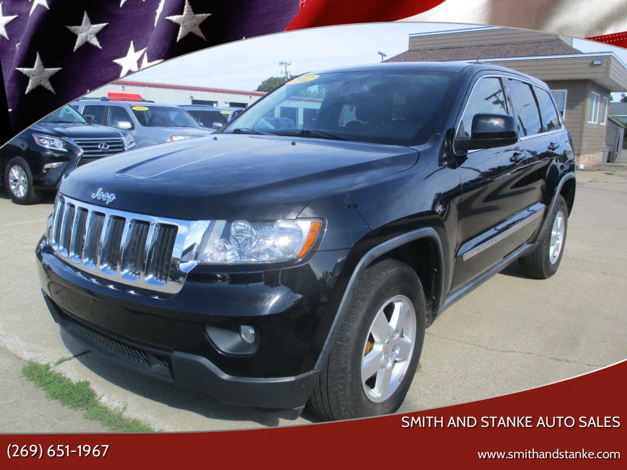 Used 2012 Jeep Grand Cherokee Laredo AWD/4WD image 1