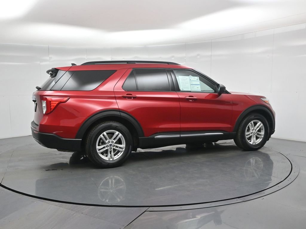 Certified 2021 Ford Explorer XLT image 26