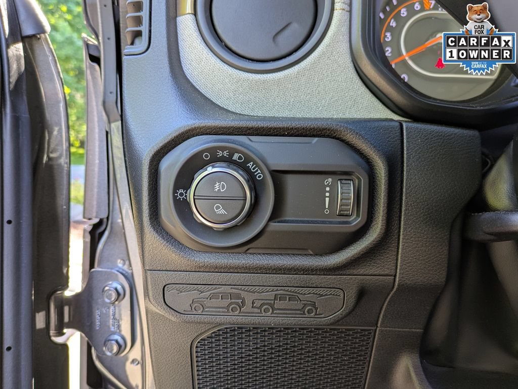 Used 2024 Jeep Gladiator Sport AWD/4WD image 22