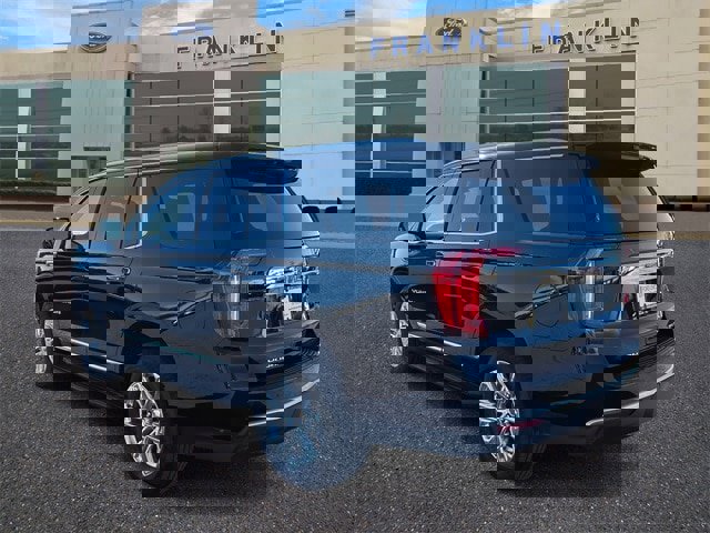 Used 2021 GMC Yukon SLT w/ SLT Premium Package image 5