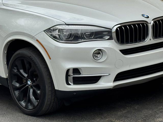 Used 2017 BMW X5 xDrive40e AWD/4WD image 3