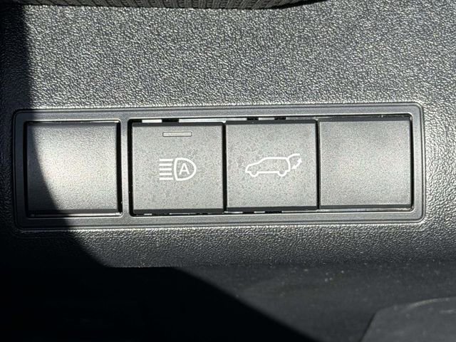 Used 2023 Subaru Solterra AWD image 22