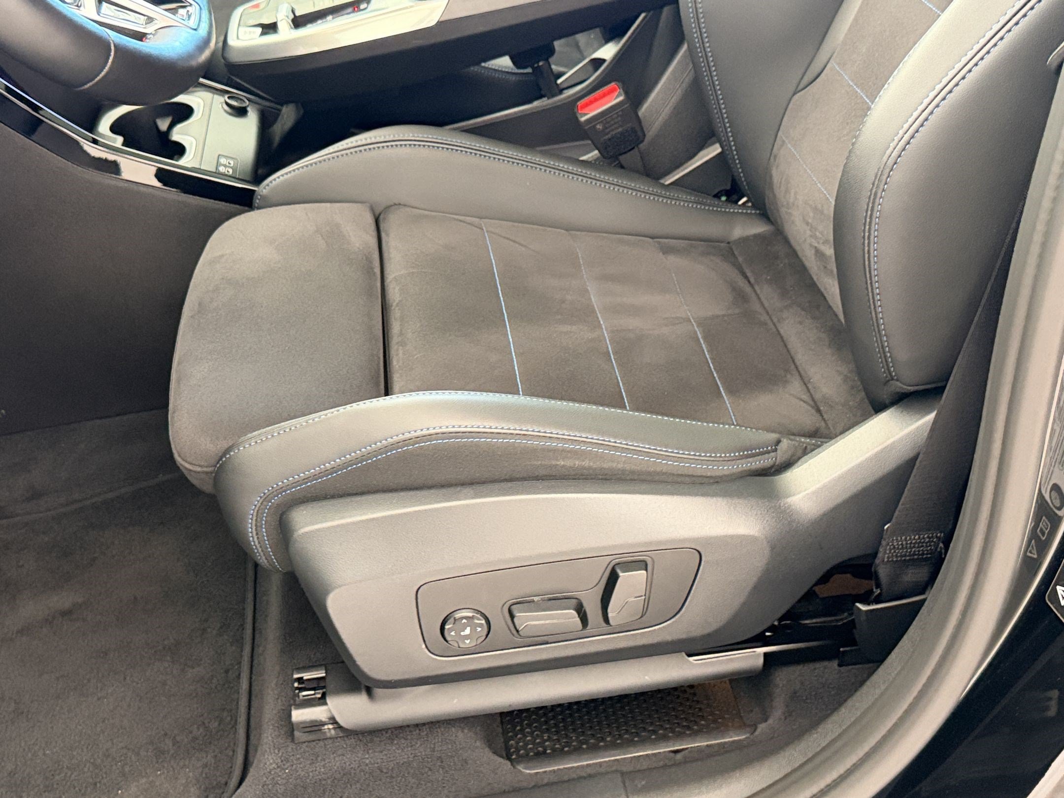 Certified 2025 BMW X1 M35i w/ Premium Package AWD/4WD image 15