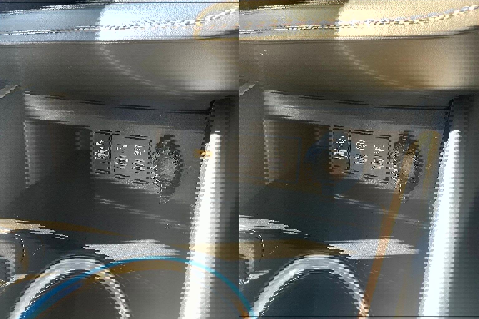 Used 2024 Toyota Highlander LE image 39