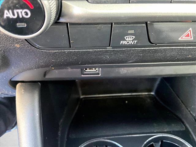 Used 2021 MAZDA MAZDA3 s image 25