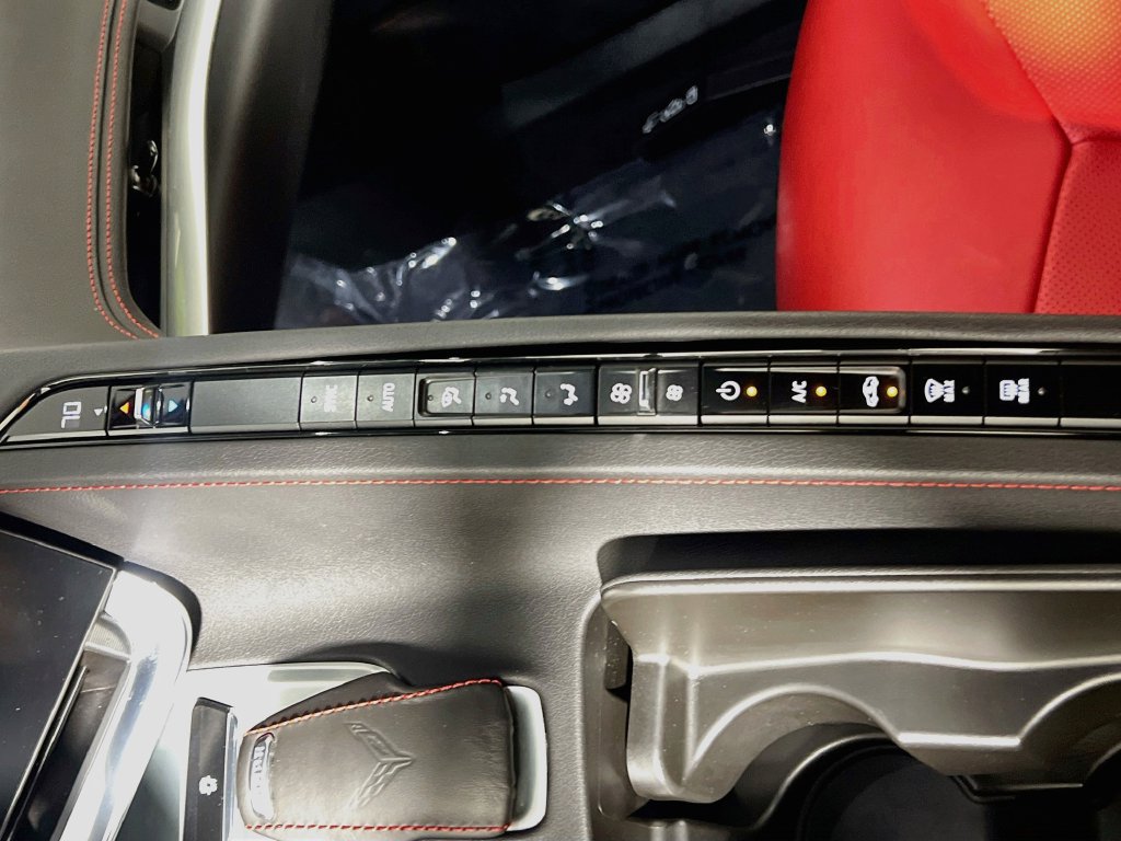Used 2023 Chevrolet Corvette Z06 RWD image 23