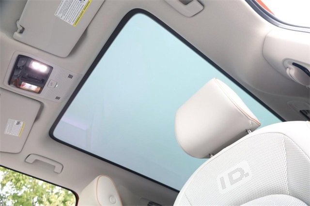 New 2025 Volkswagen ID. Buzz Pro S Plus image 11