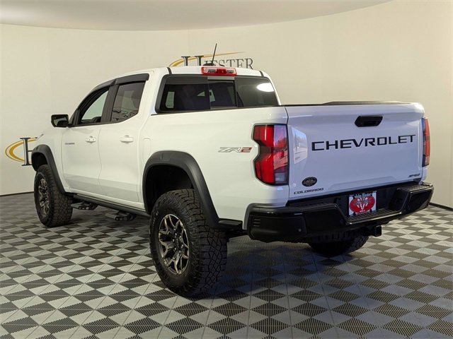Used 2024 Chevrolet Colorado ZR2 w/ ZR2 Convenience Package III image 4
