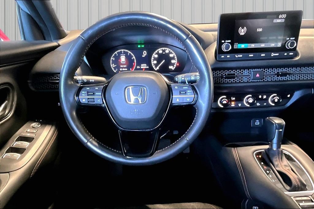 Used 2025 Honda HR-V Sport image 2