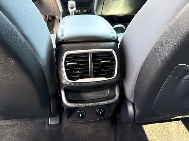 Used 2020 Hyundai Santa Fe SE AWD/4WD image 20