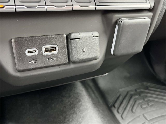 Used 2025 Chevrolet Silverado 1500 Custom w/ Turbomax Blackout Package image 32