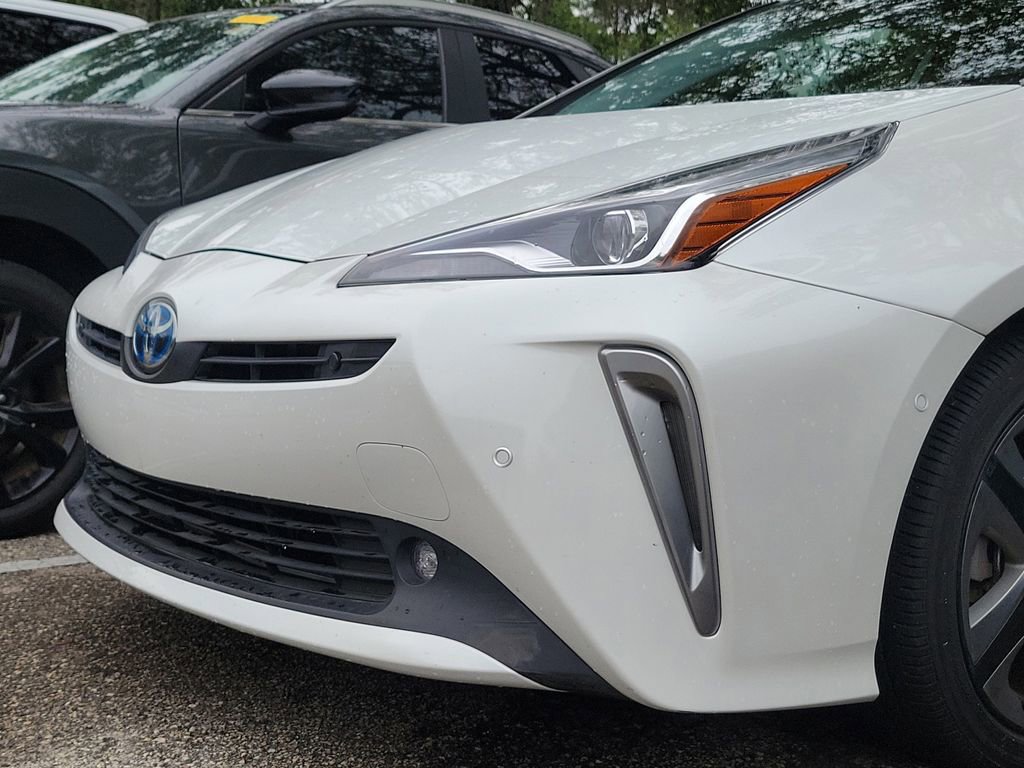 Used 2022 Toyota Prius XLE FWD image 5