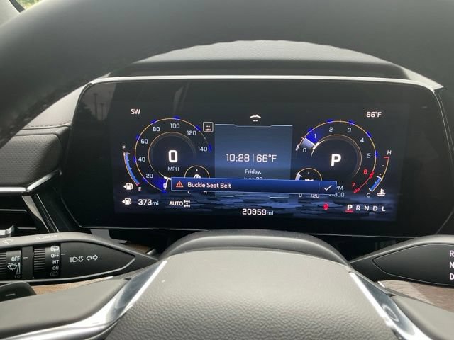 Used 2025 Chevrolet Suburban High Country AWD/4WD image 24