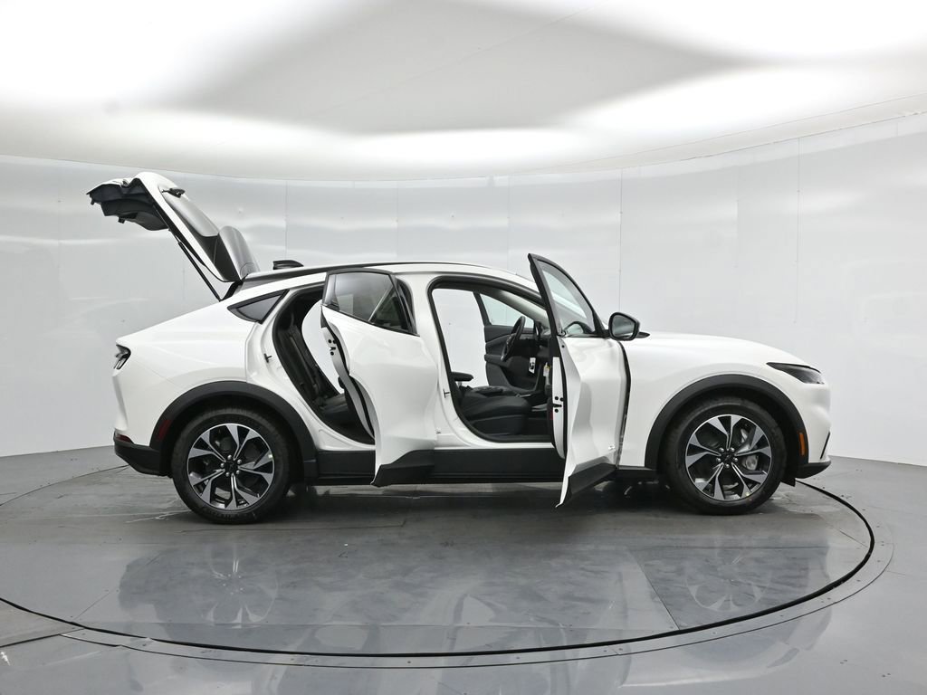 New 2026 Ford Mustang Mach-E Select RWD image 4
