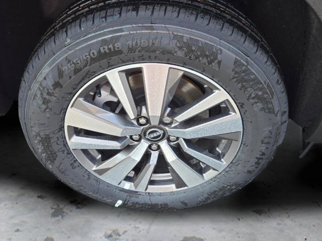 New 2026 Nissan Pathfinder SL AWD/4WD image 9