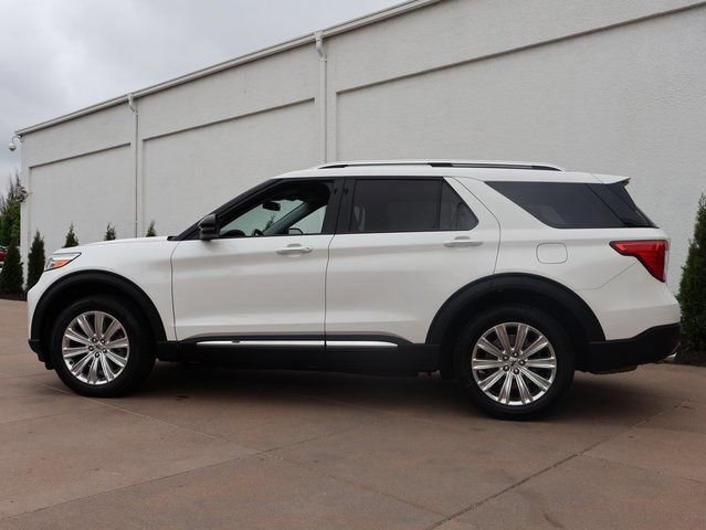 Used 2021 Ford Explorer Limited w/ Hybrid Equipment Group 310A AWD/4WD image 3