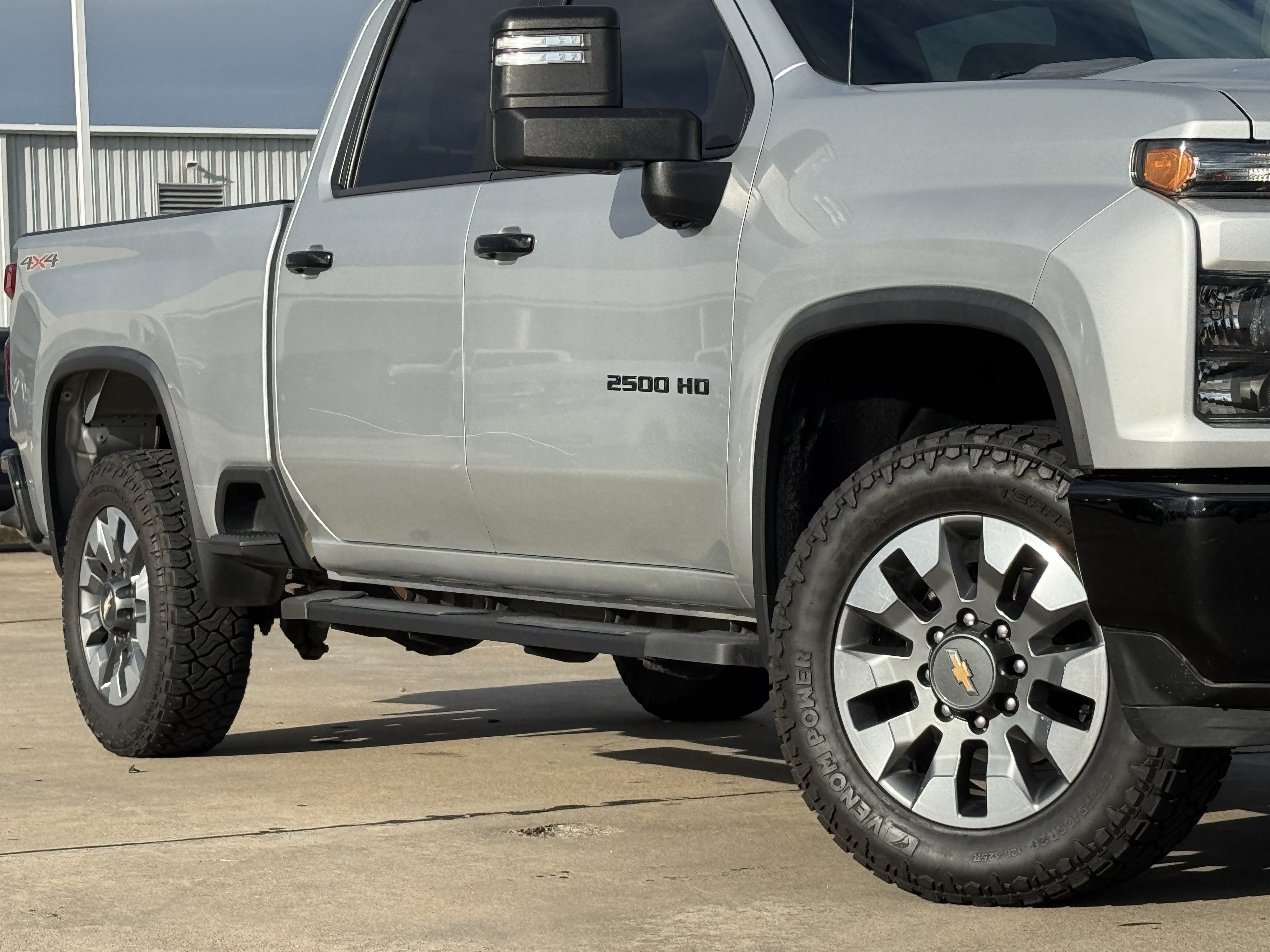 Used 2022 Chevrolet Silverado 2500 Custom w/ Custom Value Package AWD/4WD image 3