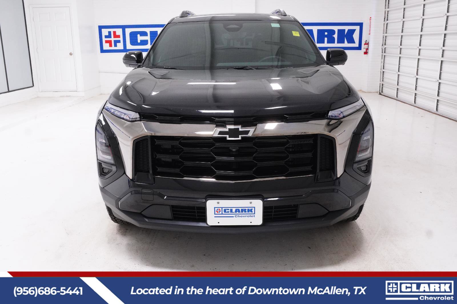 Used 2025 Chevrolet Equinox ACTIV w/ Safety and Technology Package FWD image 2