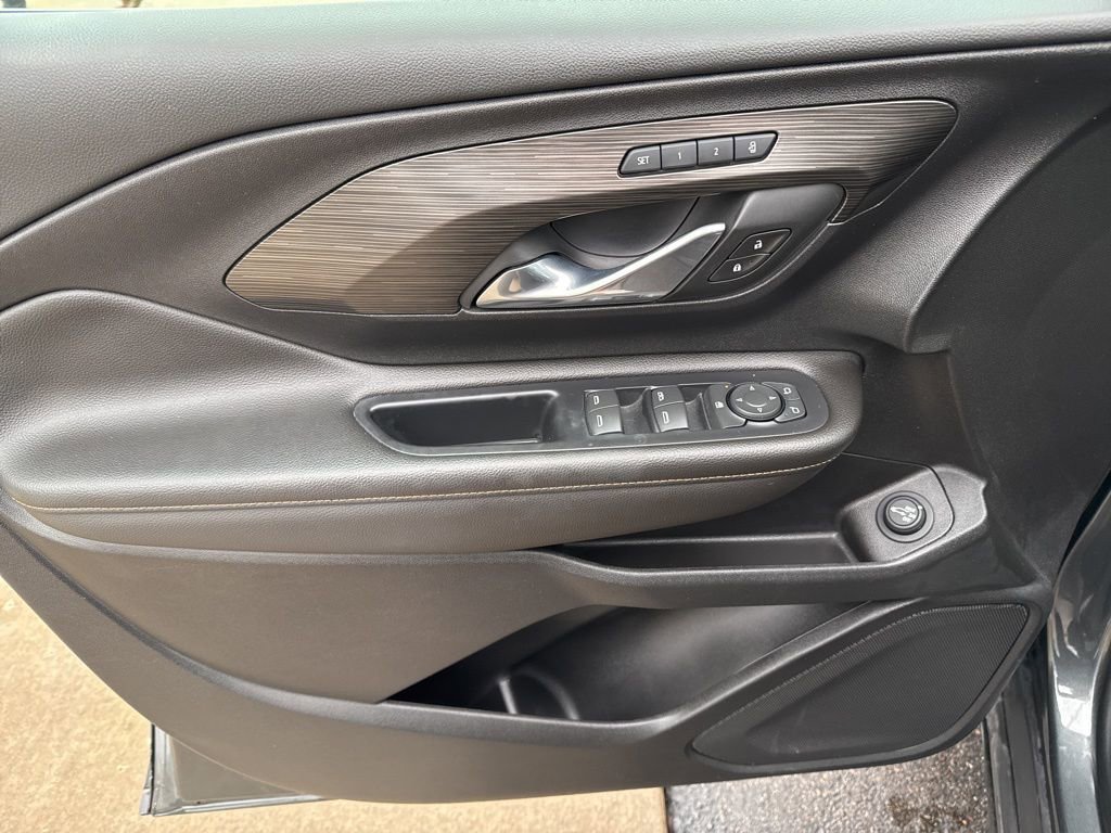 Used 2020 GMC Terrain SLT w/ Preferred Package image 33