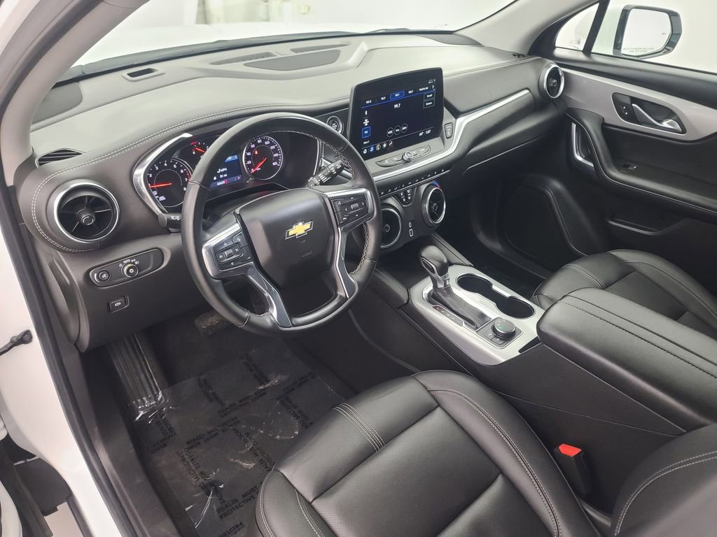 Used 2024 Chevrolet Blazer LT AWD/4WD image 23
