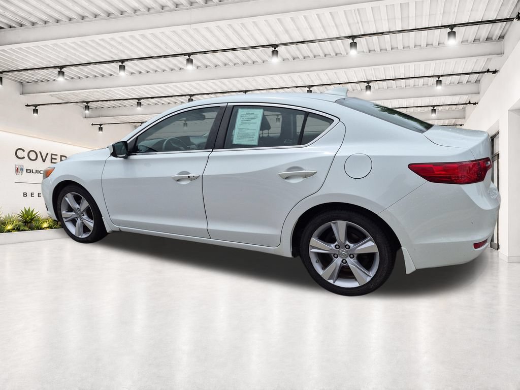 Used 2015 Acura ILX w/ Technology Package FWD image 7