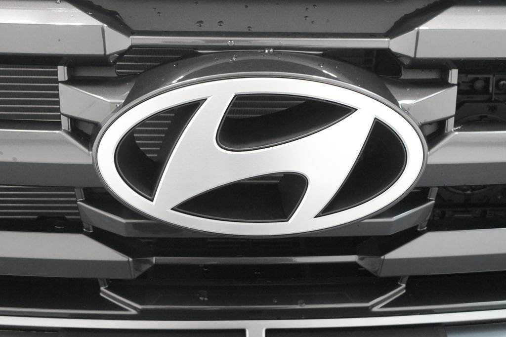 New 2026 Hyundai Tucson Blue SE w/ Tow & Go Package AWD/4WD image 16