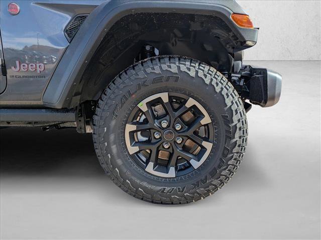 New 2026 Jeep Gladiator Rubicon w/ Technology Group AWD/4WD image 10