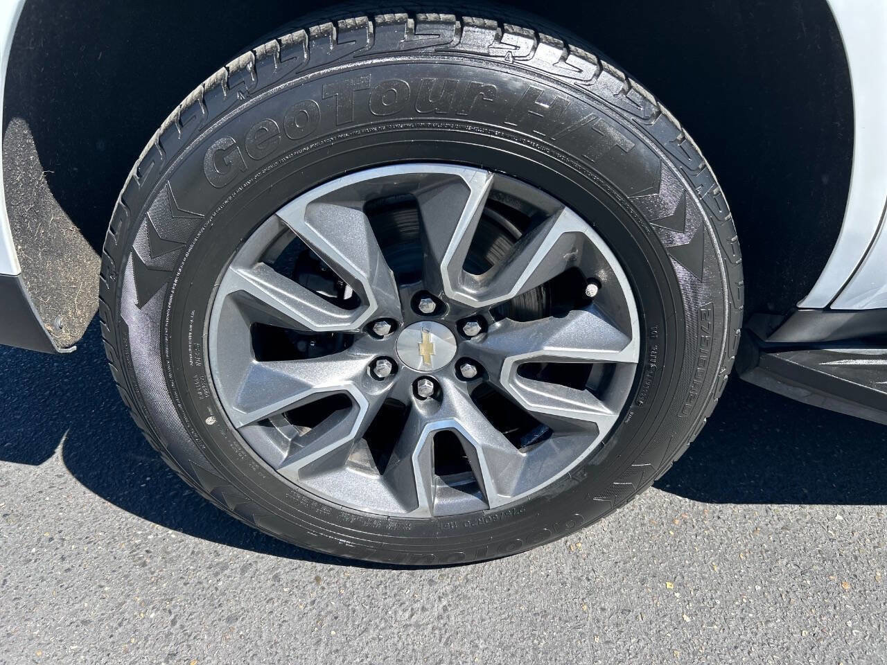 Used 2021 Chevrolet Tahoe LT w/ LT Signature Package image 7