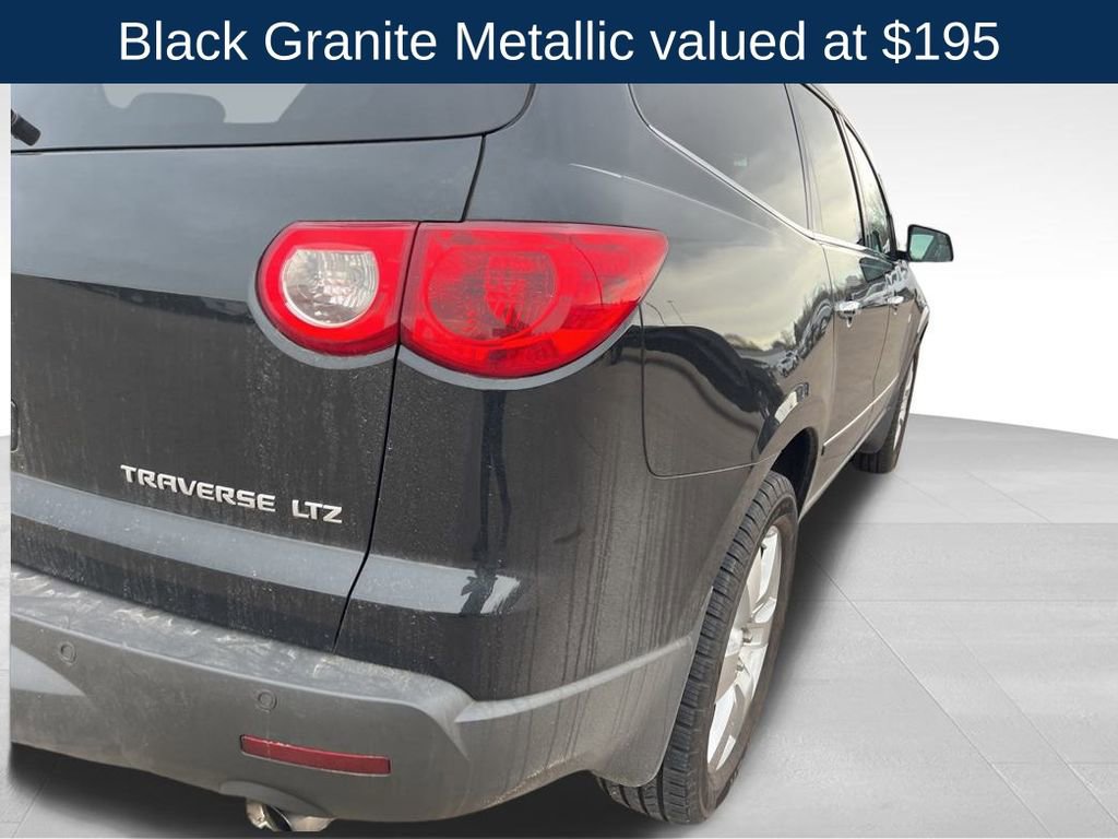 Used 2011 Chevrolet Traverse LTZ image 7