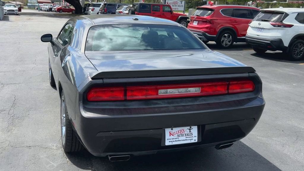 Used 2014 Dodge Challenger SXT Plus RWD image 7