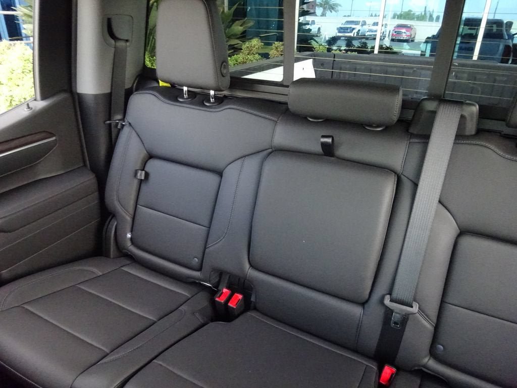 New 2026 GMC Sierra 1500 SLT w/ SLT Premium Package AWD/4WD image 15