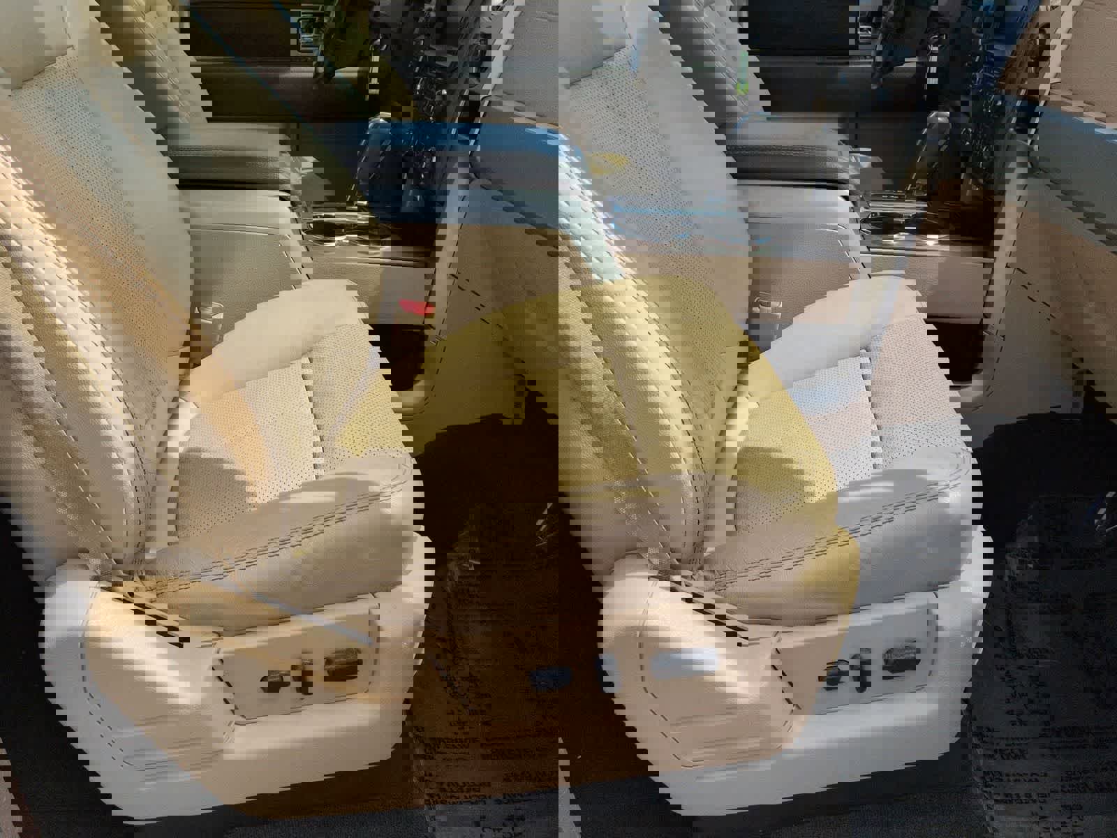 Used 2013 Ford F150 Lariat w/ Luxury Equipment Group RWD image 19