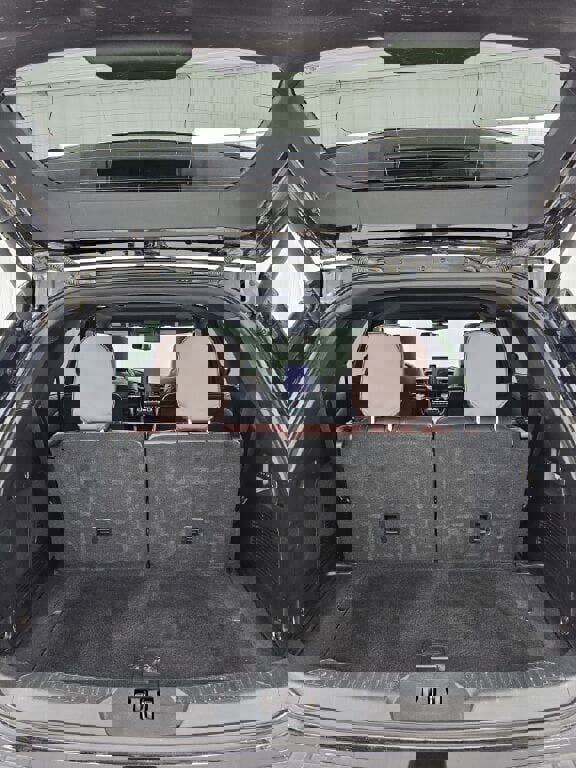 Used 2021 Ford Explorer Platinum w/ Equipment Group 601A image 6