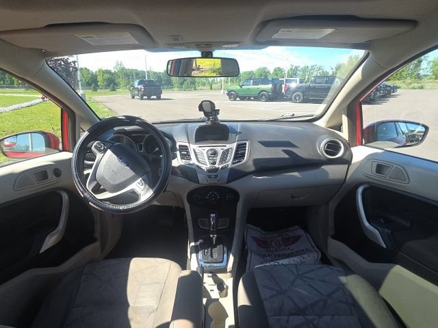 Used 2012 Ford Fiesta SE FWD image 18