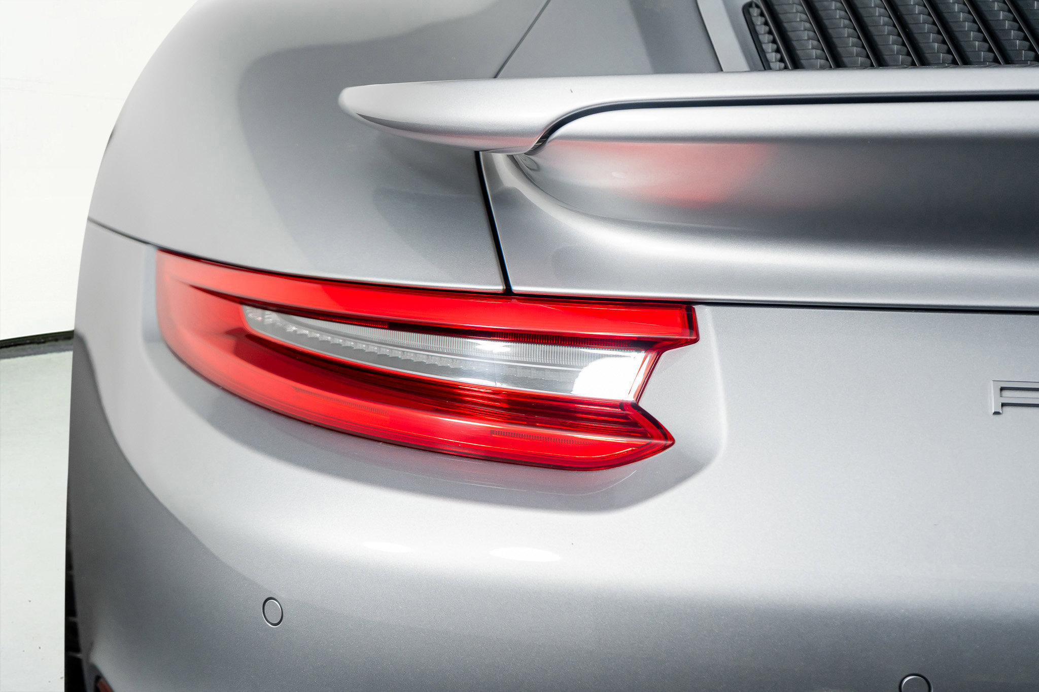 Used 2017 Porsche 911 Turbo S image 12