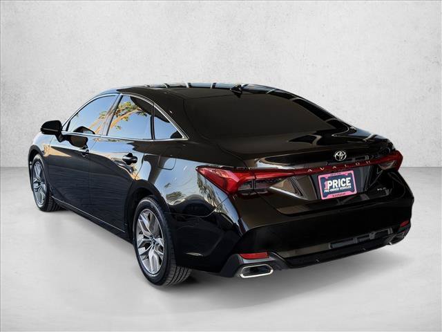 Used 2019 Toyota Avalon XLE w/ Moonroof Package FWD video 3