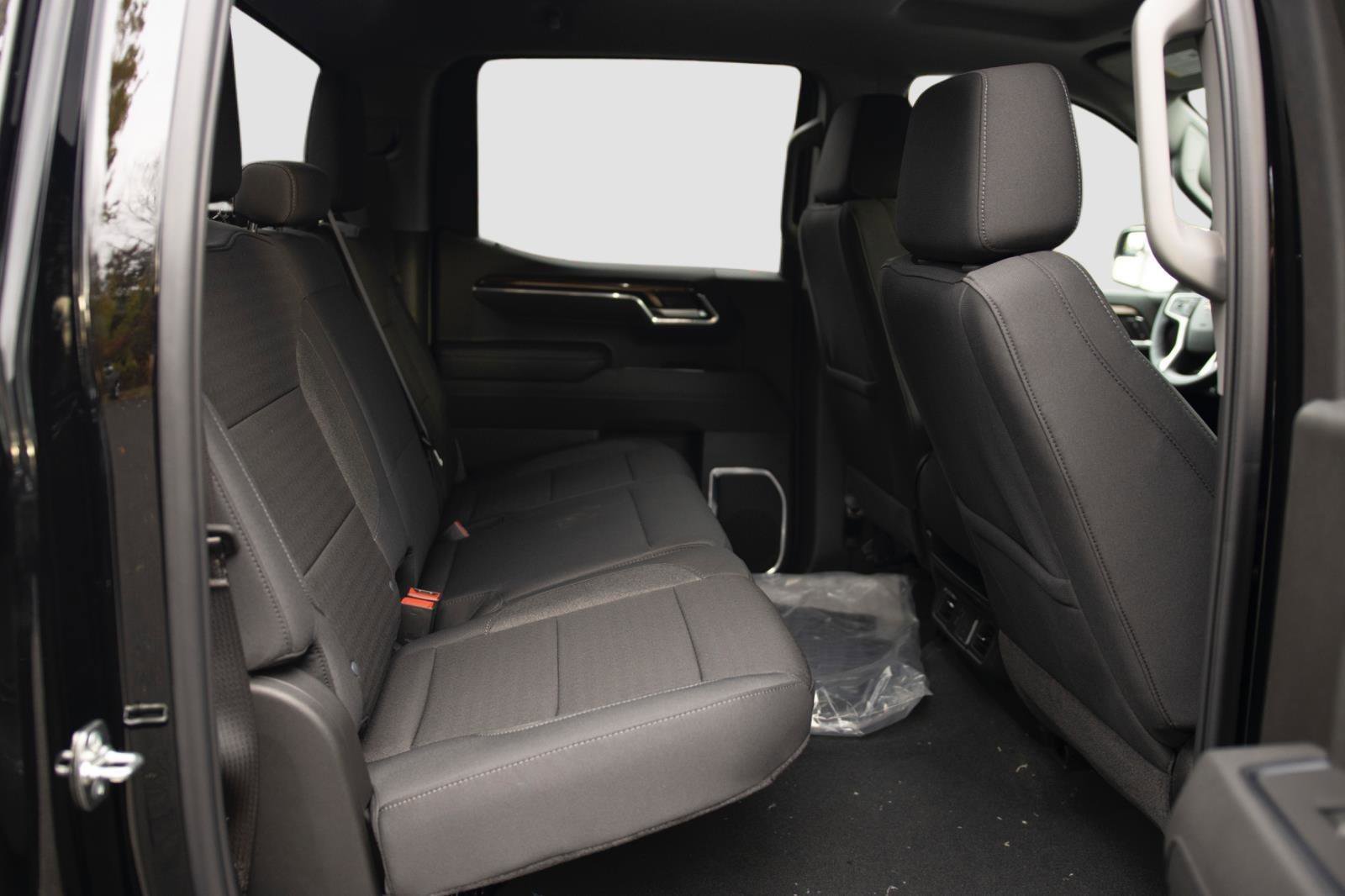 New 2026 Chevrolet Silverado 1500 LT image 23
