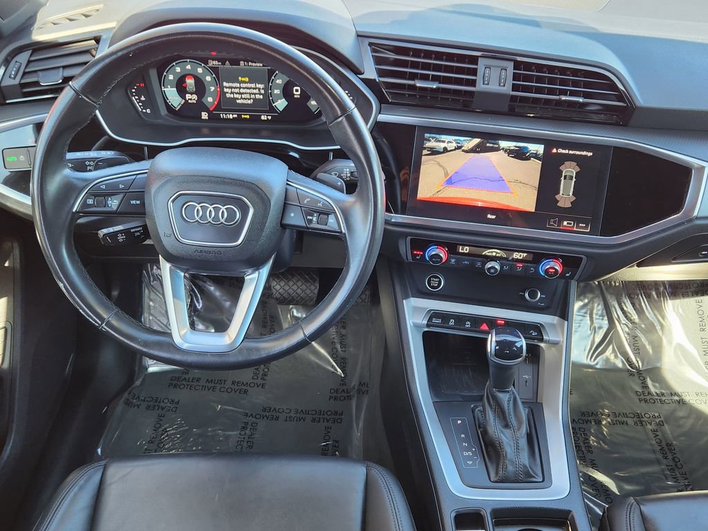 Used 2024 Audi Q3 2.0T Premium AWD/4WD image 3