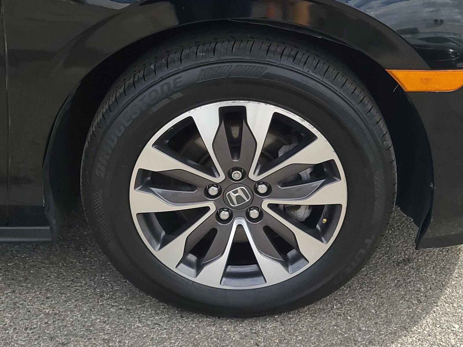 Used 2023 Honda Odyssey EX-L image 34