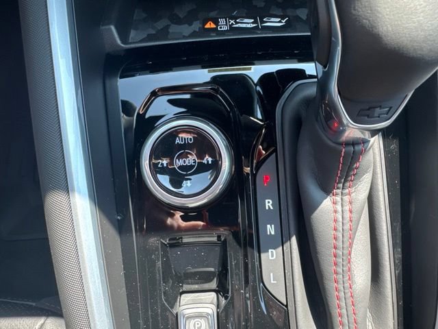 New 2026 Chevrolet Colorado Z71 w/ Technology Package AWD/4WD image 3