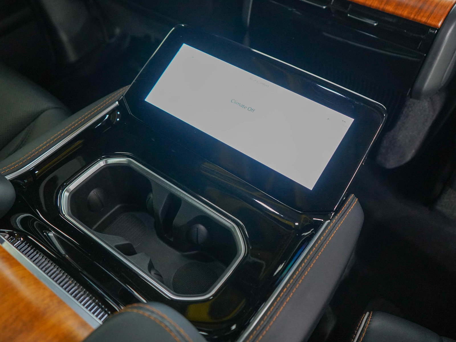 Used 2024 Jeep Grand Wagoneer L Series III image 13