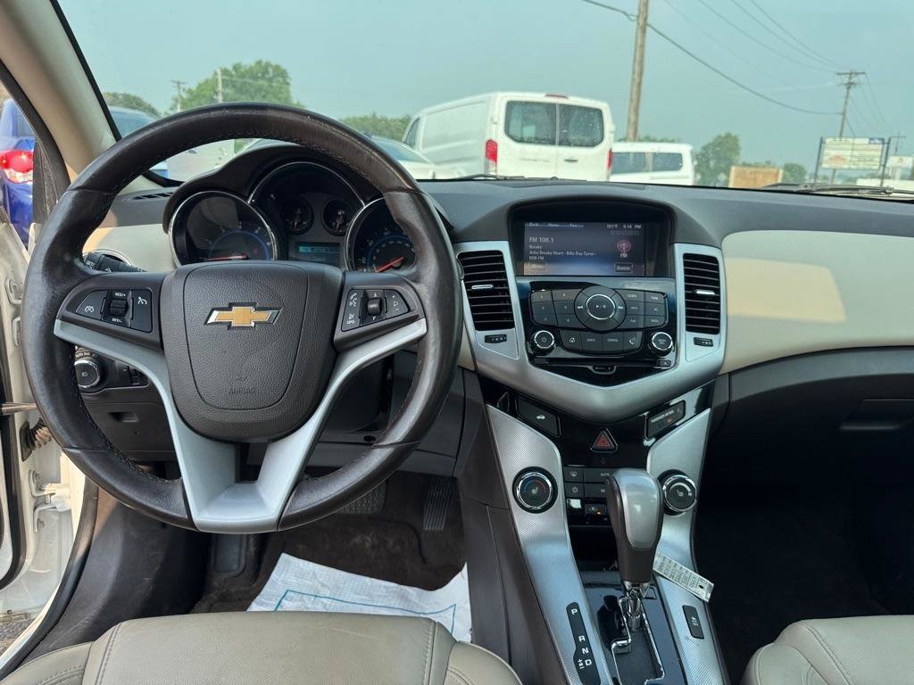 Used 2015 Chevrolet Cruze LTZ w/ Sun, Sound and Sport Package FWD image 15