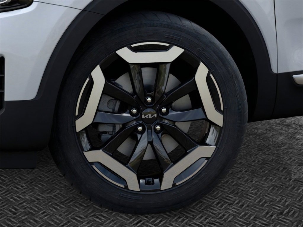 New 2025 Kia Telluride S image 9
