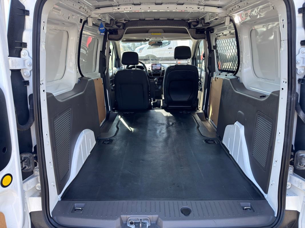 Used 2020 Ford Transit Connect XLT FWD image 34